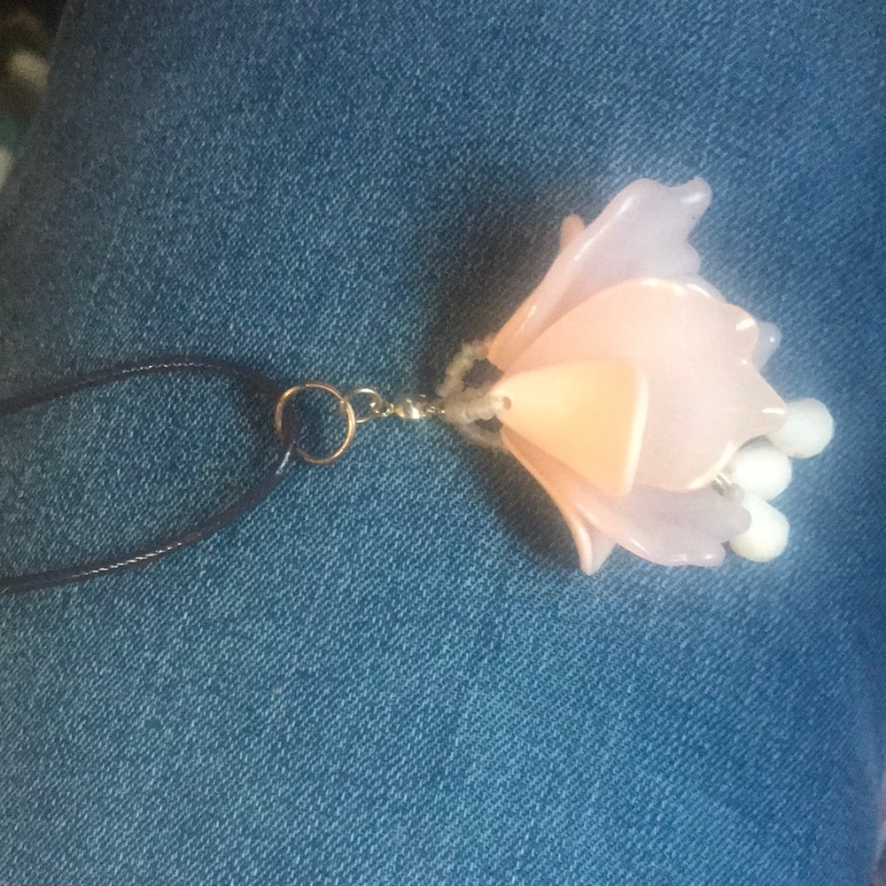 Elegant Pink Floral Pendant Necklace